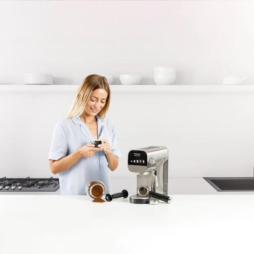 Taurus Euforia Digital Espressomaskine - 20 bar, 1350W, Touchscreen