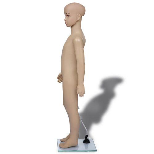 Mannequin barn A