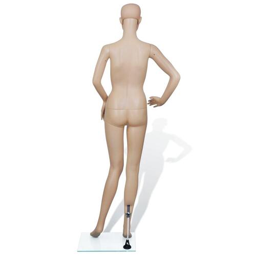 Mannequin kvinde B