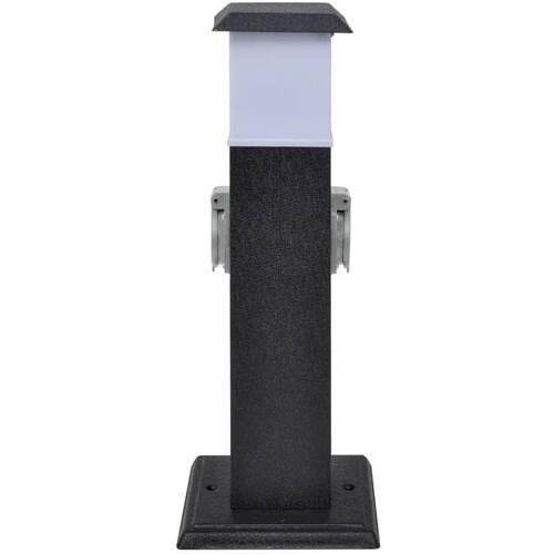 Sort kontaktsokkel med lampe til haven