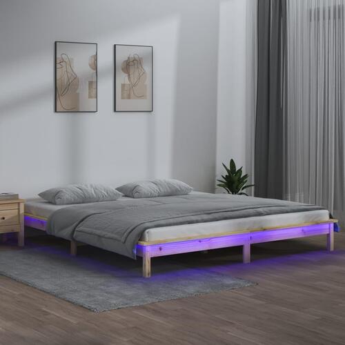 Sengeramme med LED-lys 140x200 cm massivt træ
