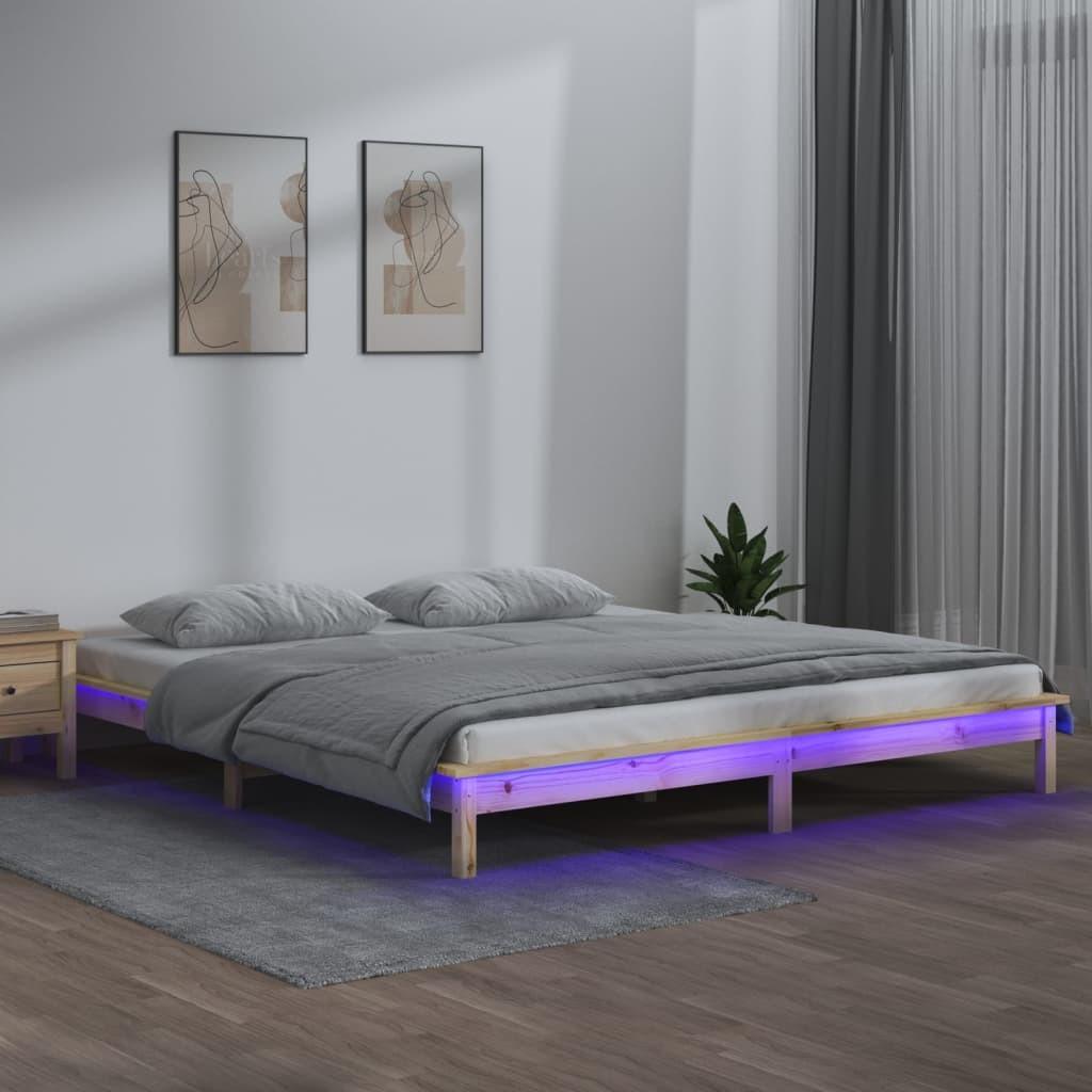 Sengeramme med LED-lys 140x200 cm massivt træ