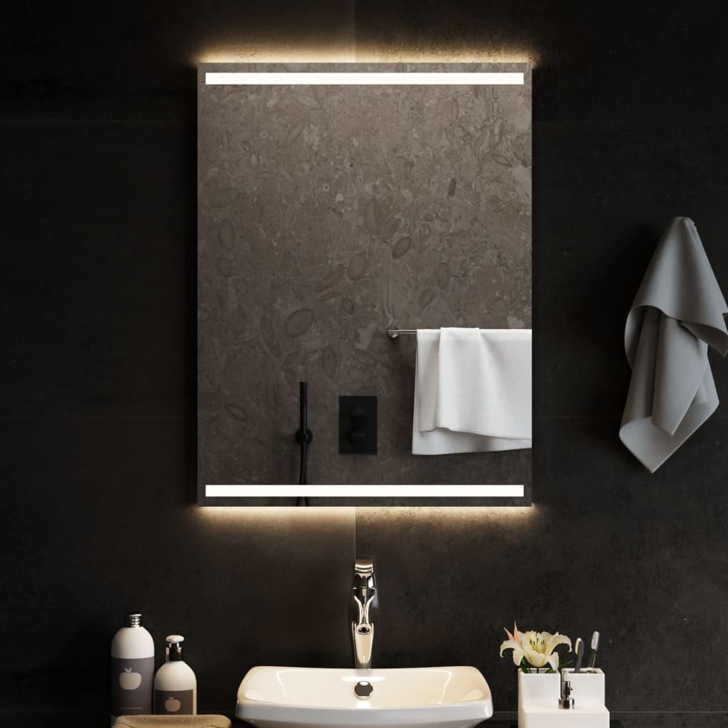 Badeværelsesspejl med LED-lys 60x80 cm
