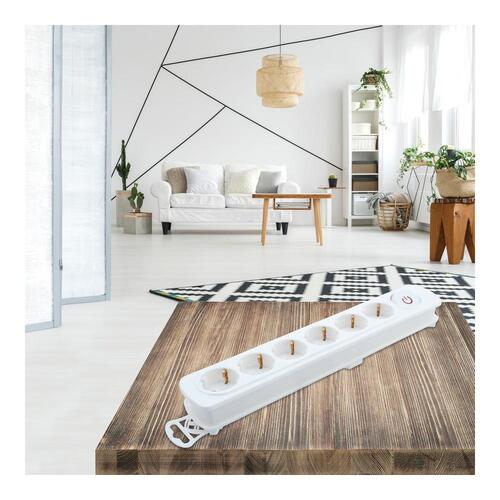 Stikdåse - 6 udtag med kontakt TM Electron 3680 W
