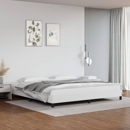 Sengeramme 200 x 200 cm i hvidt kunstlæder