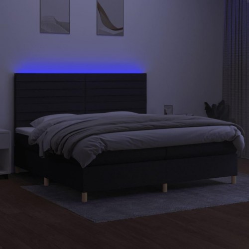Kontinentalseng med LED-lys 200×200 cm - stof, sort