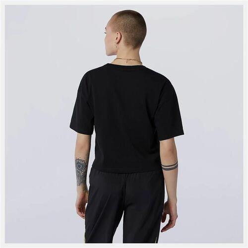 Kortærmet T-shirt til Kvinder New Balance Essentials Athletic Club Boxy Sort S