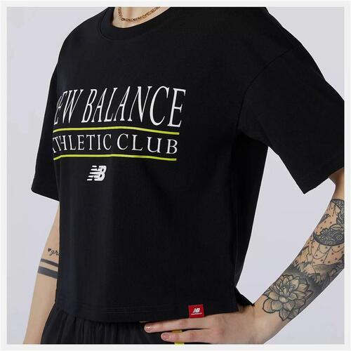 Kortærmet T-shirt til Kvinder New Balance Essentials Athletic Club Boxy Sort L