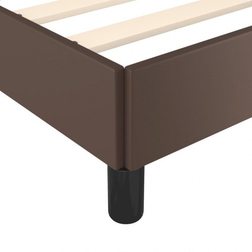 Sengeramme 140 x 190 cm i kunstlæder - brun