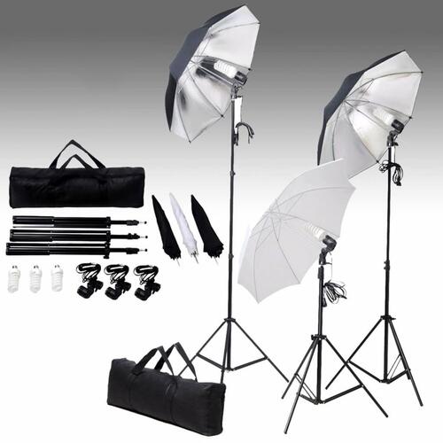 Fotostudieudstyr med lampesæt og baggrund