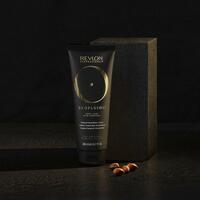 Fugtgivende bodylotion Revlon Orofluido (200 ml)