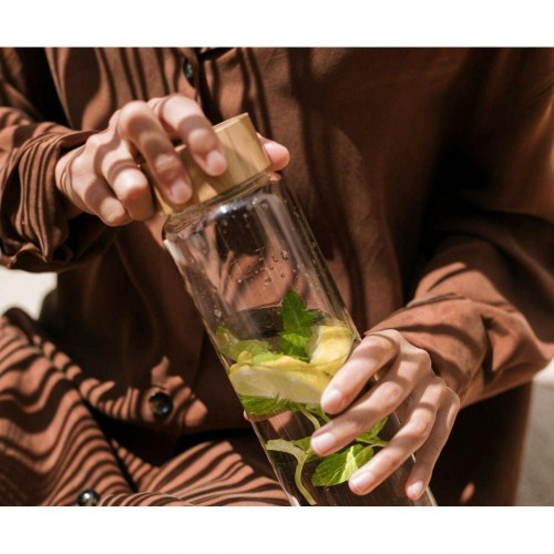 Andrea House glasflaske med bambuslåg 1 l - gennemsigtig