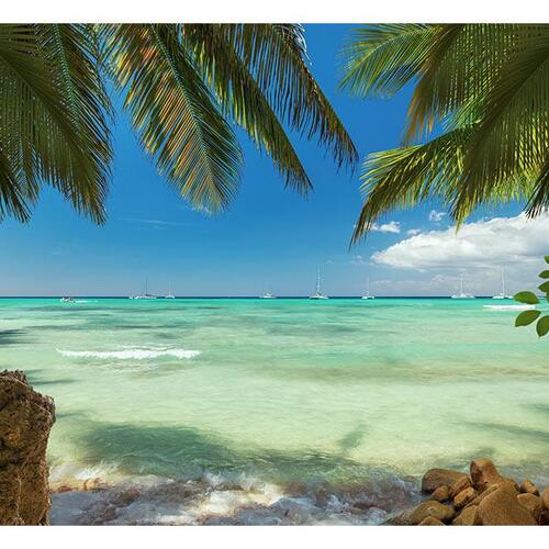 Fototapet - Relaxing on the beach
