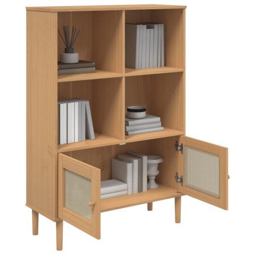 Bogreol SENJA med rattanlook - 90×35×130 cm i massivt fyrretræ, brun