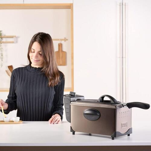 Airfryer Black & Decker ES9730040B 2100 W 3 L Grå