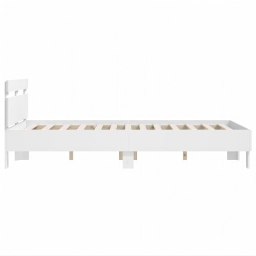 Sengeramme med sengegavl 135×190 cm - konstrueret træ, hvid