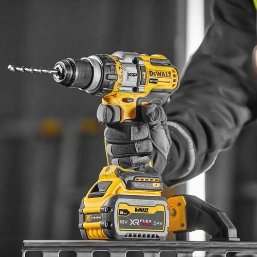 Skruetrækker Dewalt DCD999NT-XJ 18 V