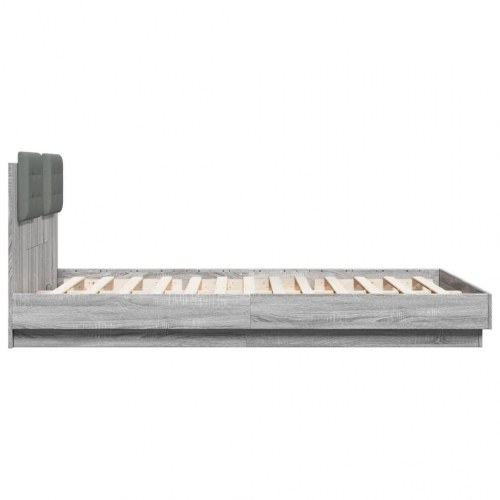 Sengeramme med sengegavl og LED-lys 140x200 cm grå sonoma-eg