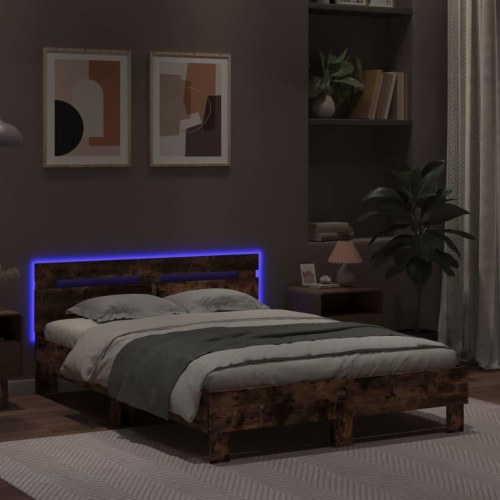 Sengeramme med sengegavl og LED-lys 135×190 cm - røget egetræ