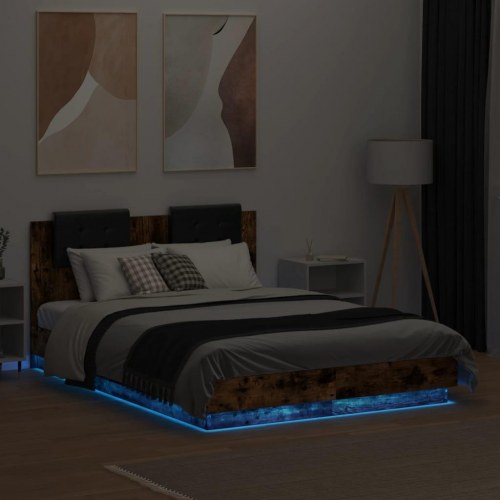 Sengeramme med sengegavl og LED-lys 120 x 190 cm - røget egetræ