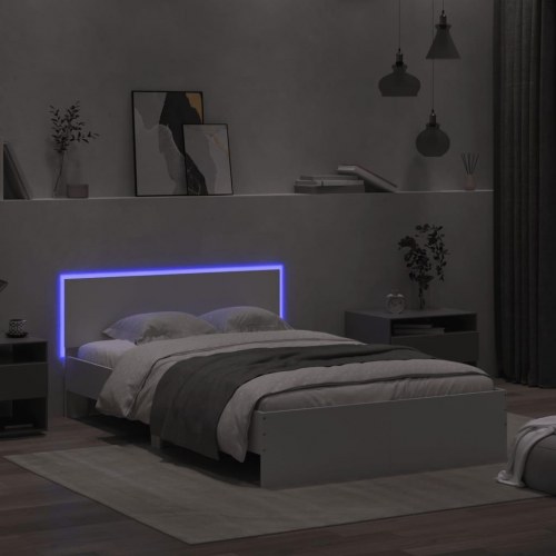 Sengeramme med gavl og LED-lys 135 x 190 cm - hvid