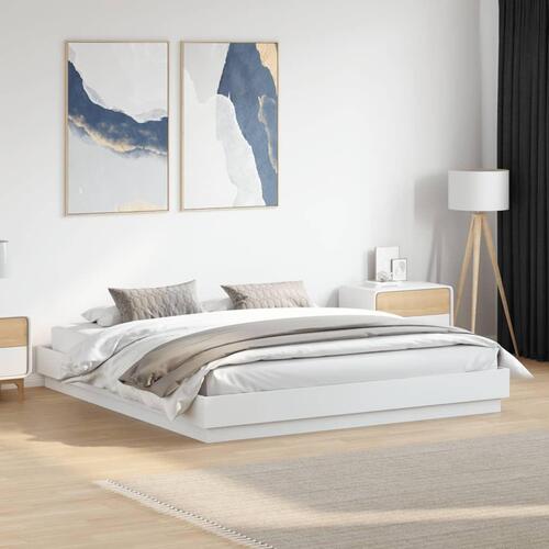 Sengestel 200x200 cm konstrueret træ hvid