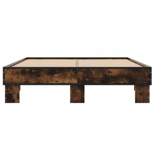 Sengestel 135x190cm konstrueret træ og metal røget egetræsfarve
