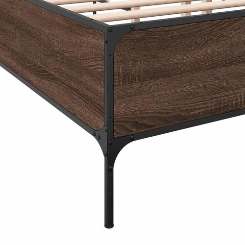 Sengestel 140x190 cm konstrueret træ og metal brun egetræsfarve