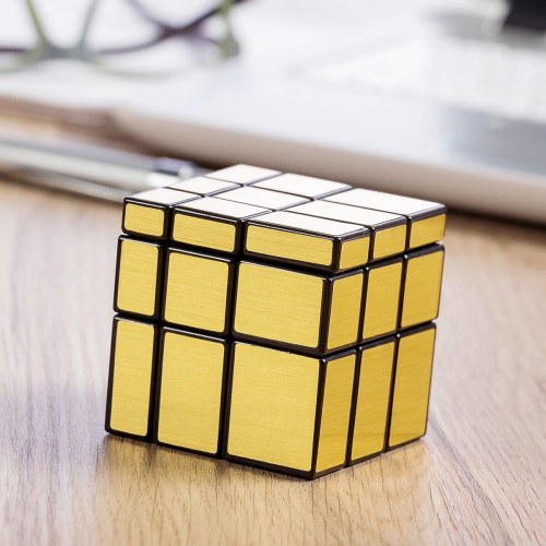 Magisk Rubiksterning Ubik 3D - gylden