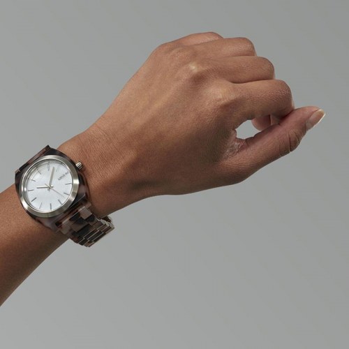 Nixon dameur A327-5103 - stilrent armbåndsur