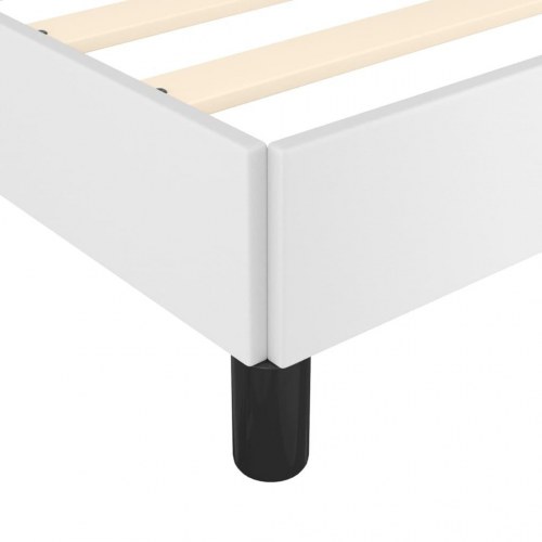 Sengeramme med sengegavl 80×200 cm i hvidt kunstlæder