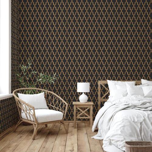 DUTCH WALLCOVERINGS tapet Geometric sort og guldfarvet