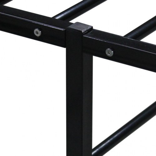Sengestel 180×200 cm i metal - sort