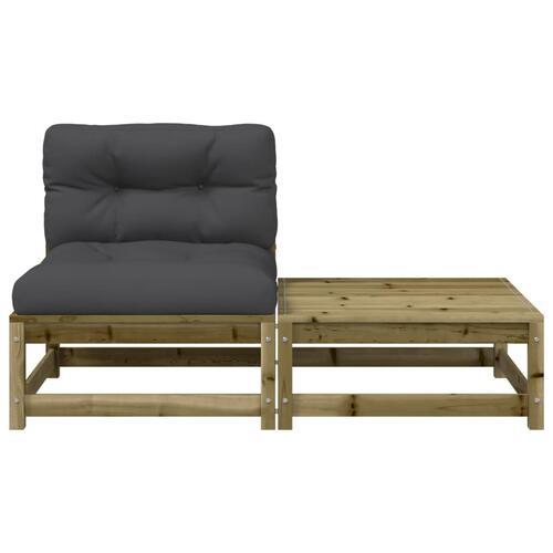 Sofa med hynder og fodskammel uden armlæn