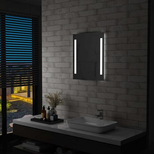 LED-vægspejl til badeværelset 50x60 cm