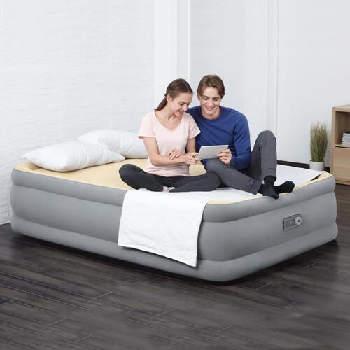 luftmadras med indbygget pumpe 203x152x46 cm