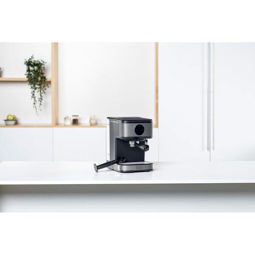 Superautomatisk kaffemaskine Black & Decker BXCO850E Sort Sølvfarvet 850 W 20 bar 1,2 L 2 Skodelice