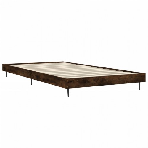 Sengeramme 100x200 cm i konstrueret træ - røget eg, med metalben