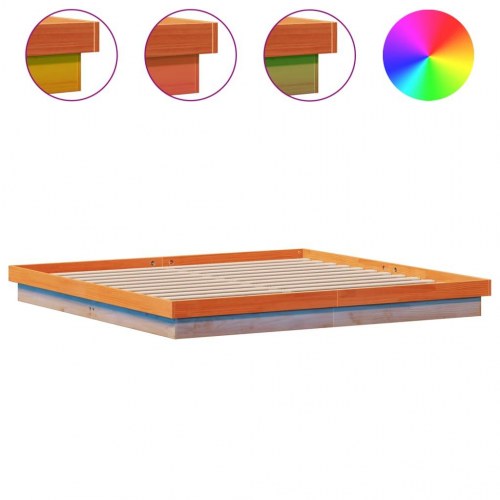 Sengeramme med LED-lys 200x200 cm - massivt fyrretræ, gyldenbrun