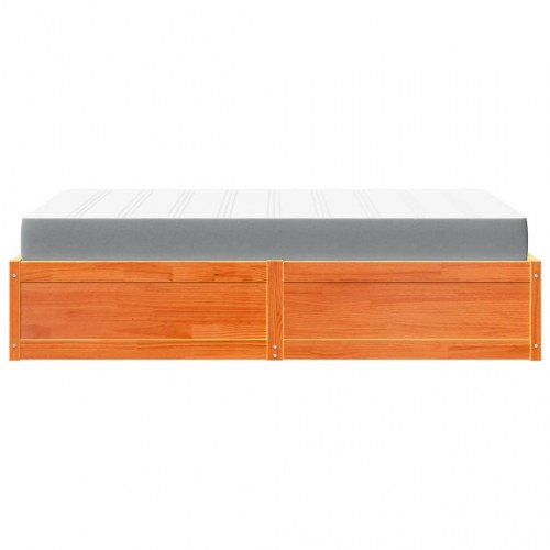 Seng med madras 120x190 cm massivt fyrretræ gyldenbrun