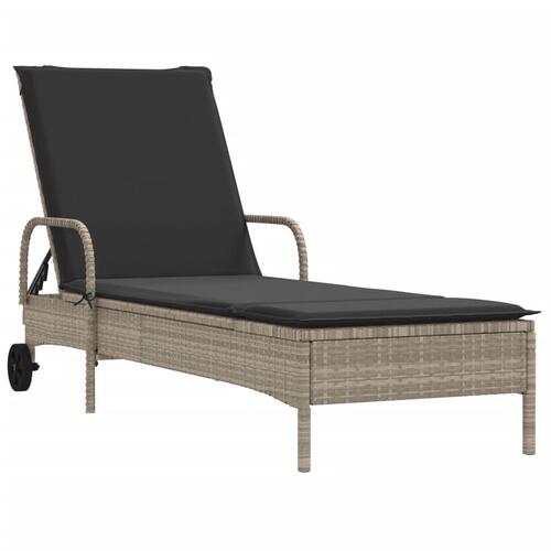 Liggestol med hjul og hynde polyrattan lysegrå