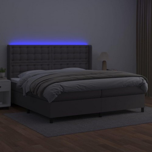 Kontinentalseng med LED-lys 200×200 cm i gråt kunstlæder