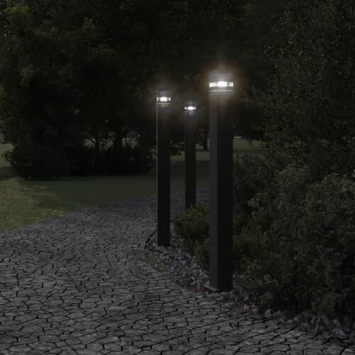 Udendørs standerlampe med stikkontakt 110 cm aluminium sort