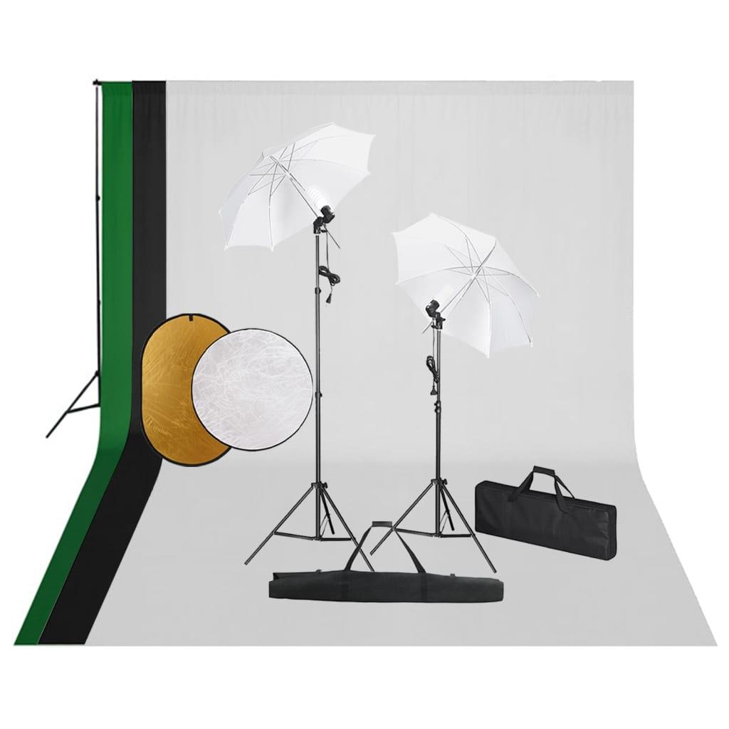 Fotostudieudstyr med lamper, baggrund og reflektor