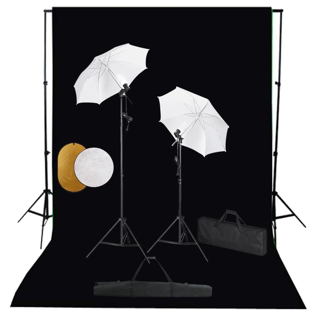 Fotostudieudstyr med lamper, paraplyer, baggrund og reflektor