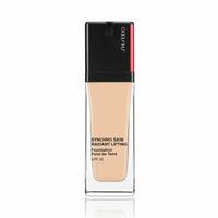 Flydende makeup foundation Shiseido Synchro Skin Radiant Lifting Nº 220 Linen 30 ml