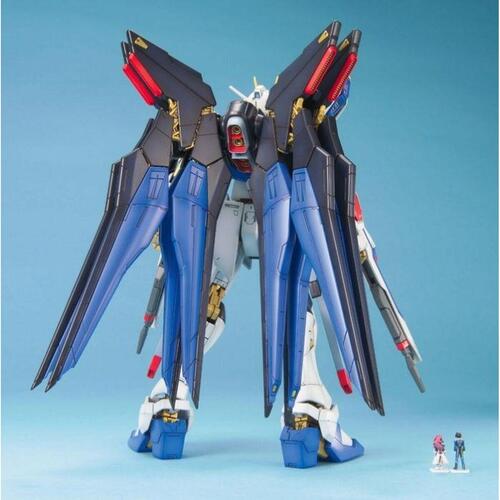 Action Figurer Bandai STRIKE FREEDOM GUNDAM