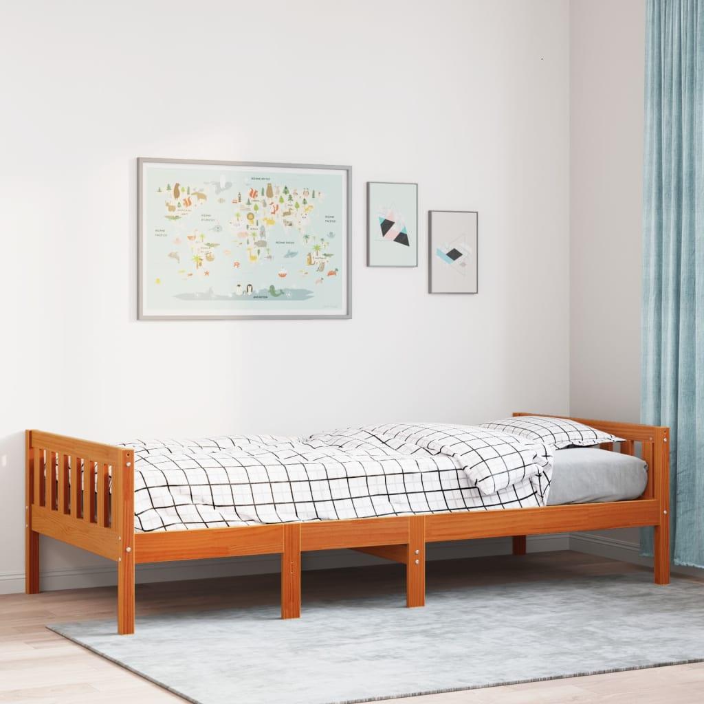 Juniorseng uden madras 90x200 cm massivt fyr gyldenbrun billede