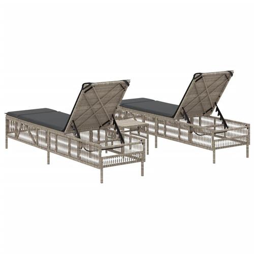 Liggestole 2 stk. med bord polyrattan lysegrå