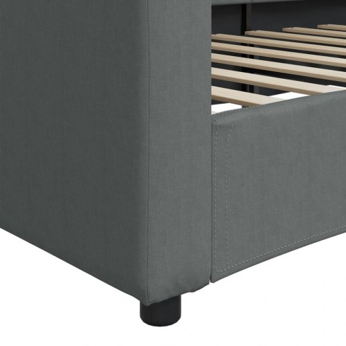 Daybed 100×200 cm i stof - mørkegrå sengeramme med armlæn